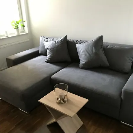 F & W Apartment *